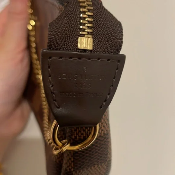 Louis Vuitton Mini Pochette Accessoires - Picture 3 of 6